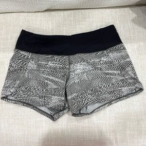 Speed Up Low Rise Lined 4 inch shorts